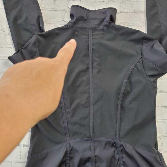 Chico’s Zenergy Woman’s black lightweight full zip jacket size 0 S - Picture 11 of 15